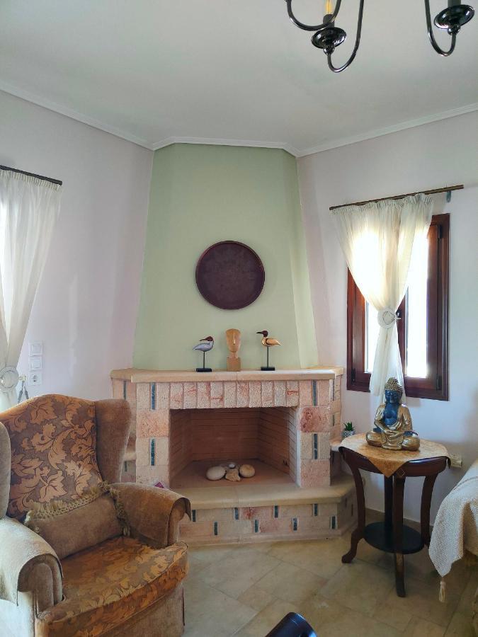 Athevillas Antonis Mina Bagian luar foto